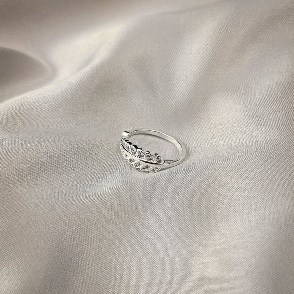Zen Leaf Ring - Picture 4 of 5